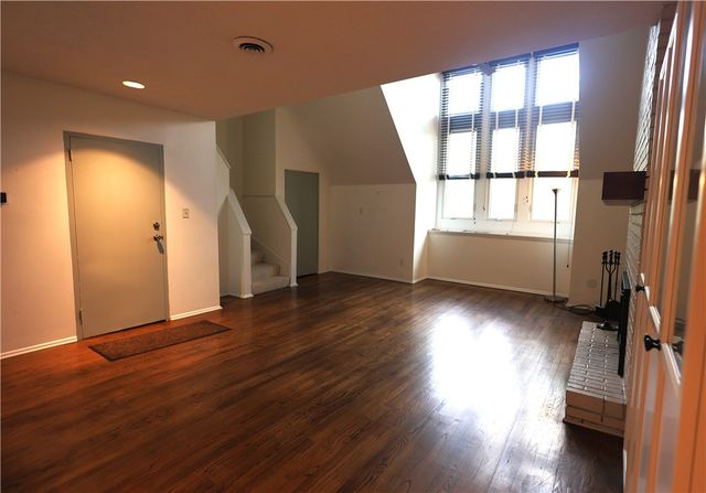 5922 Howe St 304, Shadyside, PA 15232