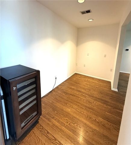 5922 Howe St 304, Shadyside, PA 15232