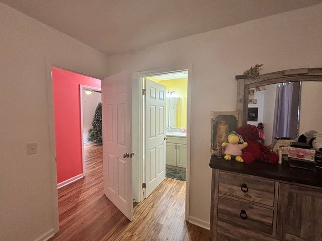 1889 Dyras Road, Cottonwood, AL 36320