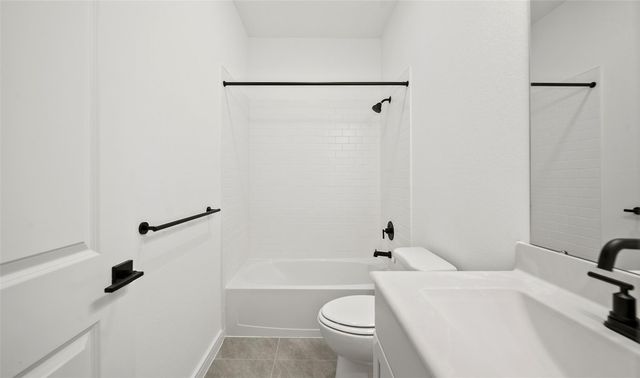 671 Daniel Lake Lane, Dayton, TX 77535