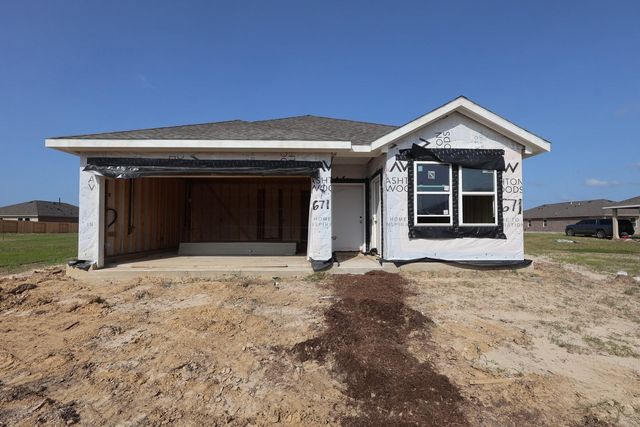 671 Daniel Lake Lane, Dayton, TX 77535