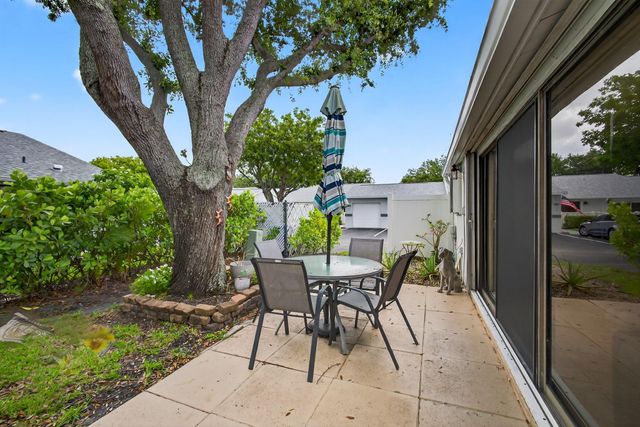 2640 Gately Drive W 1604, West Palm Beach, FL 33415