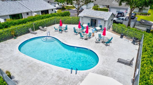 2640 Gately Drive W 1604, West Palm Beach, FL 33415