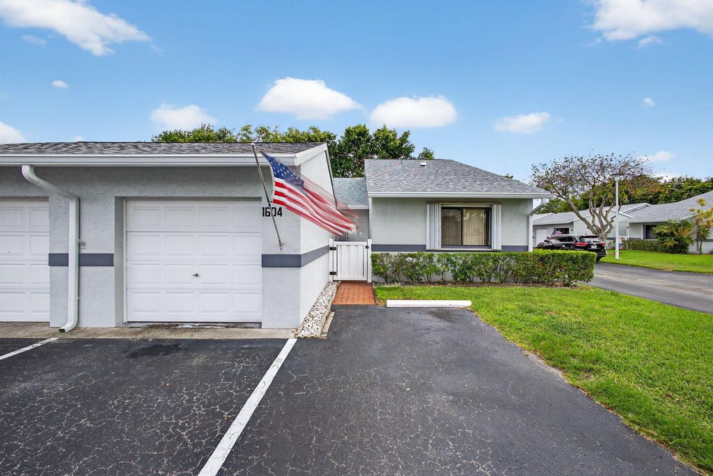 2640 Gately Drive W 1604, West Palm Beach, FL 33415