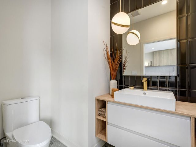 3017 Birch Lane, River Grove, IL 60171