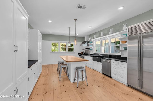 100 South Street, Brielle, NJ 08730