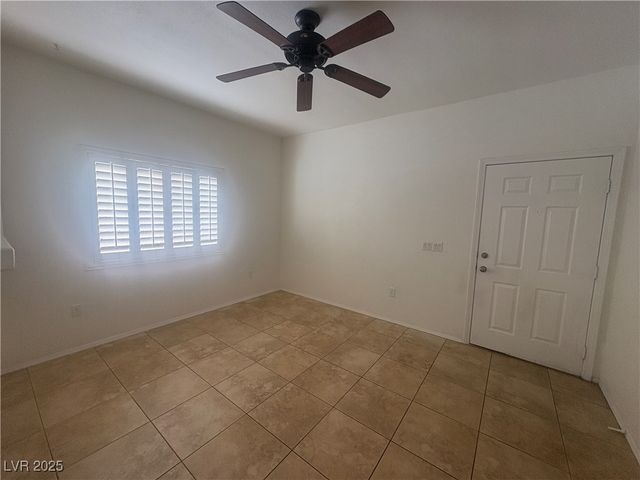 8501 West University Avenue 2089, Las Vegas, NV 89147