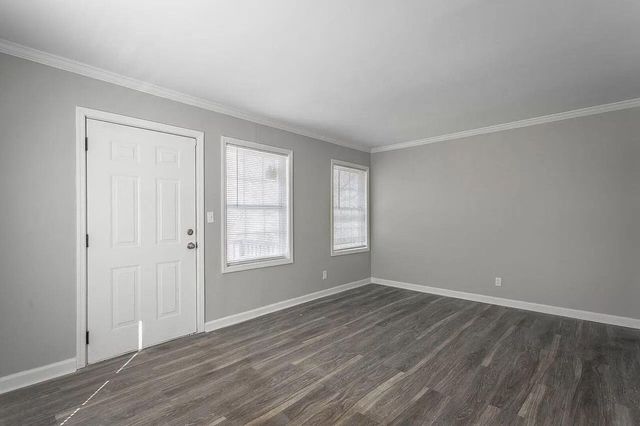 2310 N Chamberlain Avenue, Chattanooga, TN 37406