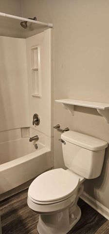 2310 N Chamberlain Avenue, Chattanooga, TN 37406