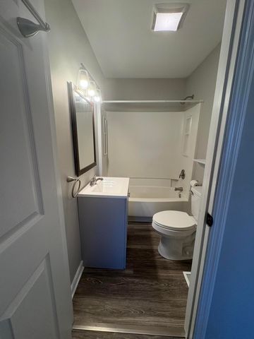 2310 N Chamberlain Avenue, Chattanooga, TN 37406