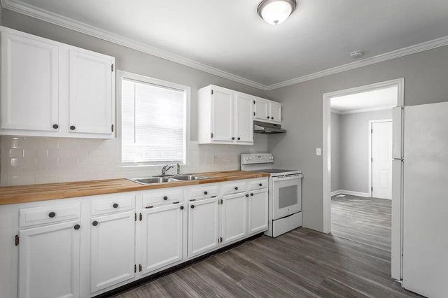 2310 N Chamberlain Avenue, Chattanooga, TN 37406