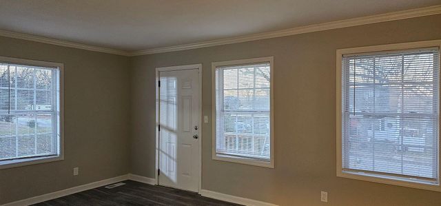 2310 N Chamberlain Avenue, Chattanooga, TN 37406