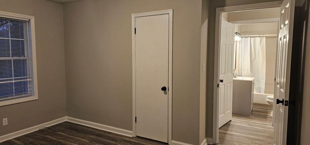 2310 N Chamberlain Avenue, Chattanooga, TN 37406