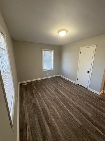 2310 N Chamberlain Avenue, Chattanooga, TN 37406