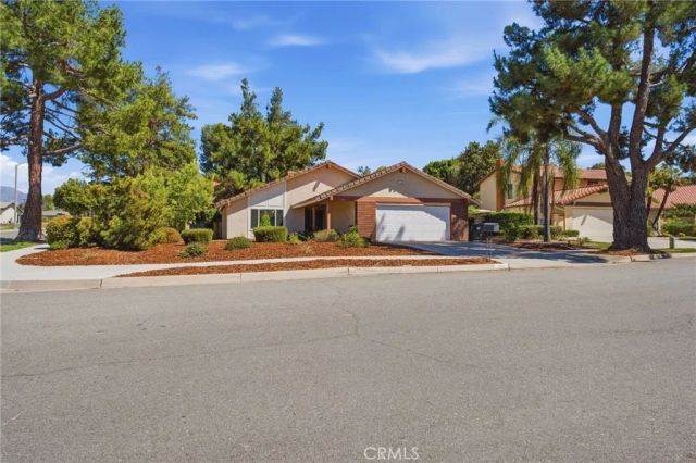 901 Lytle, Redlands, CA 92374