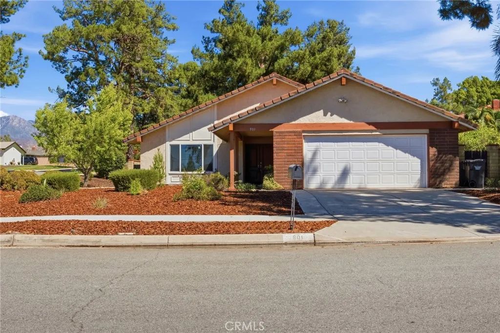 901 Lytle, Redlands, CA 92374