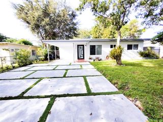 435 NW 127th St, North Miami, FL 33168