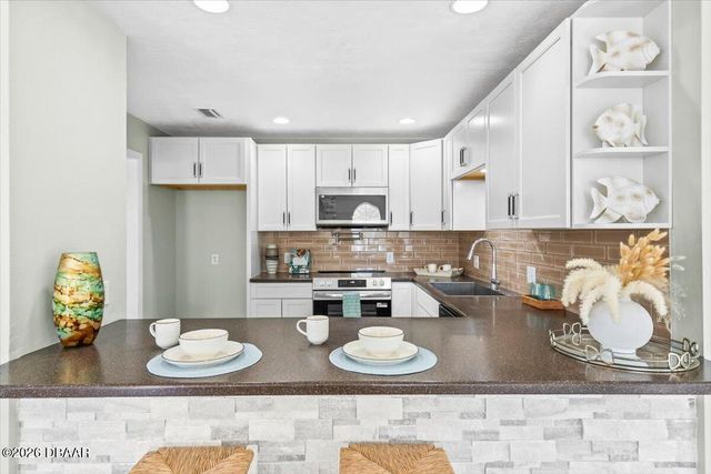 210 Essex Drive, Ormond Beach, FL 32176