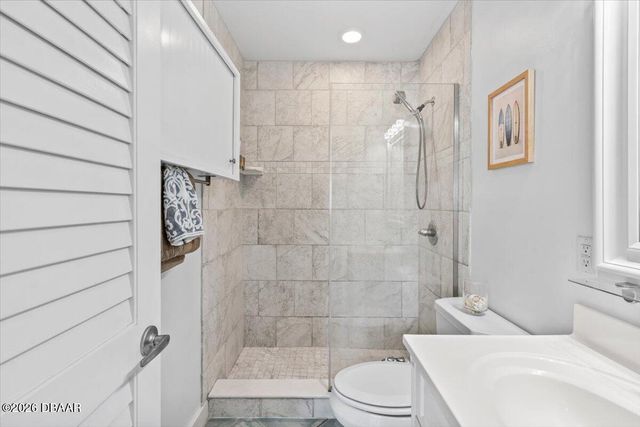 210 Essex Drive, Ormond Beach, FL 32176