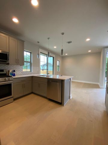 6920 Bethune Ave 3, Austin, TX 78752