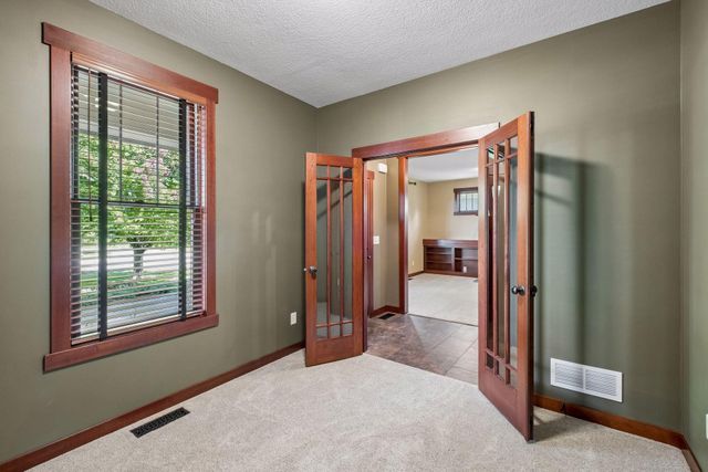 14272 Grantaire Lane N, Hugo, MN 55038