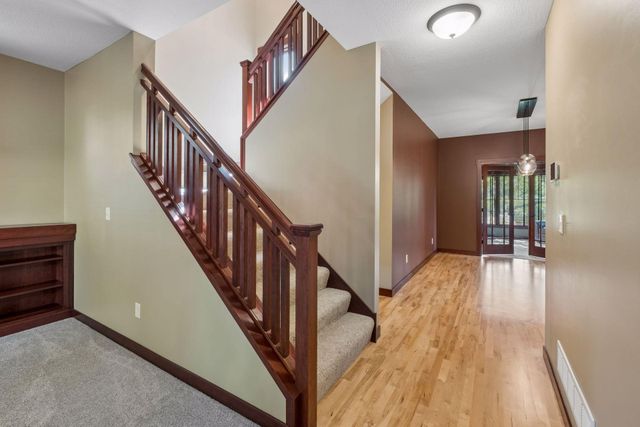 14272 Grantaire Lane N, Hugo, MN 55038
