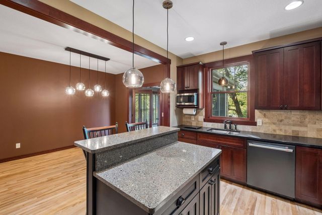 14272 Grantaire Lane N, Hugo, MN 55038