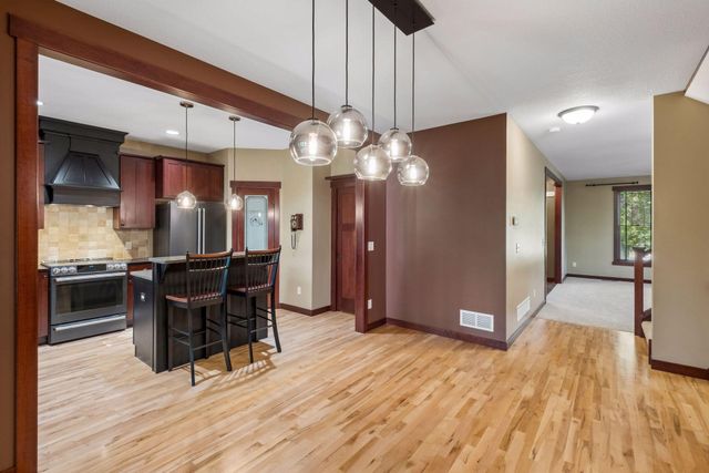 14272 Grantaire Lane N, Hugo, MN 55038