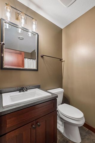 14272 Grantaire Lane N, Hugo, MN 55038