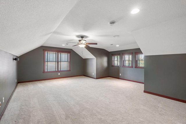 14272 Grantaire Lane N, Hugo, MN 55038