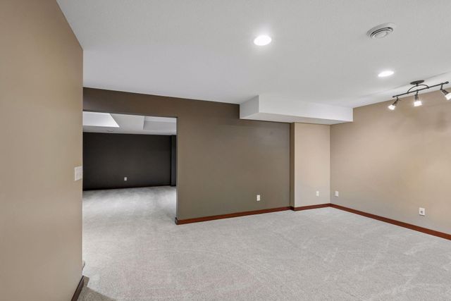 14272 Grantaire Lane N, Hugo, MN 55038