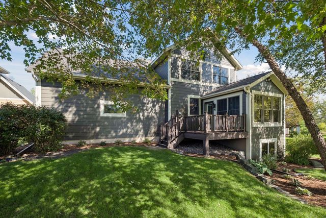 14272 Grantaire Lane N, Hugo, MN 55038