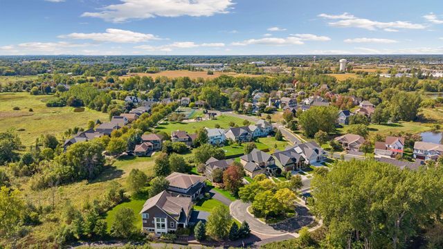 14272 Grantaire Lane N, Hugo, MN 55038