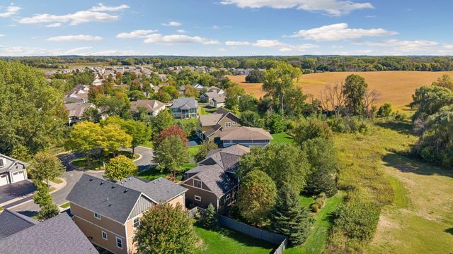 14272 Grantaire Lane N, Hugo, MN 55038
