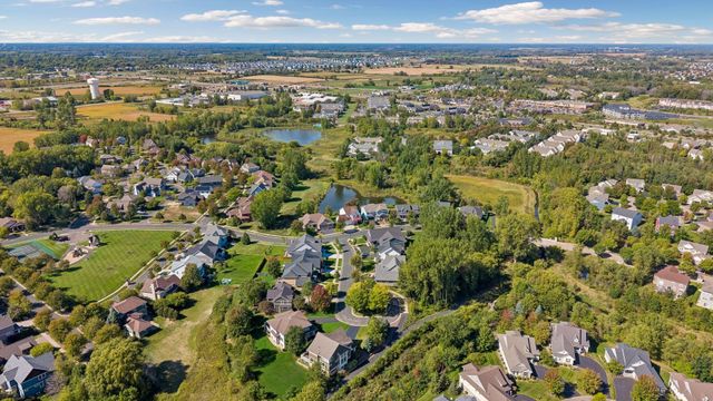 14272 Grantaire Lane N, Hugo, MN 55038