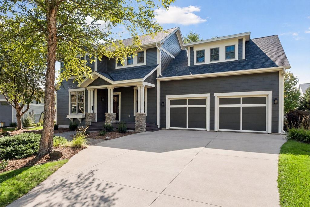 14272 Grantaire Lane N, Hugo, MN 55038 — exterior