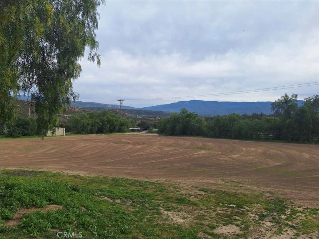 40752 El Pequito, Hemet, CA 92544