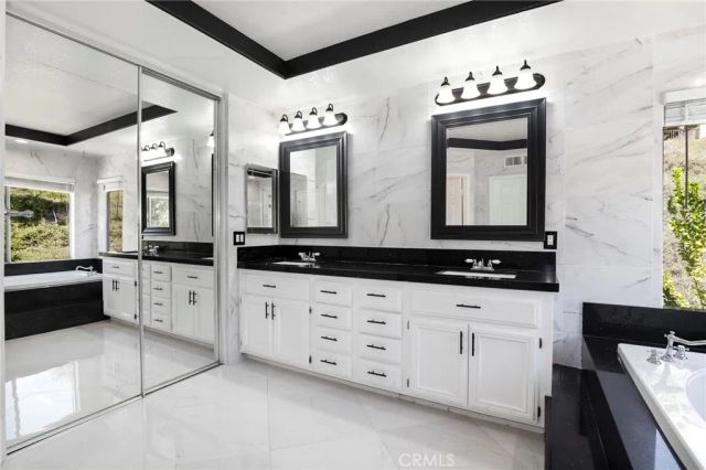 29668 Mammoth, Canyon Country, CA 91387