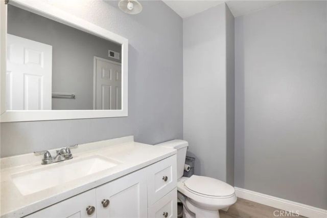 29668 Mammoth, Canyon Country, CA 91387