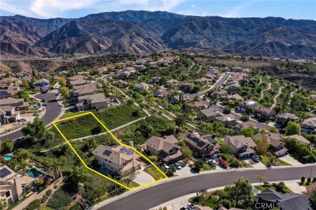 29668 Mammoth, Canyon Country, CA 91387