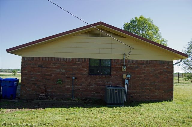 15231 US HWY 59, Keota, OK 74941