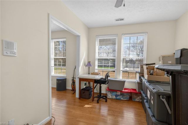 10142 Bolling BLVD, Carrollton, VA 23314