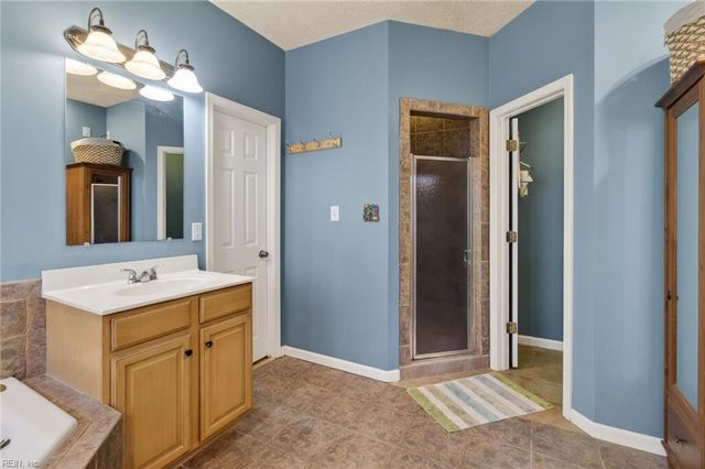 10142 Bolling BLVD, Carrollton, VA 23314