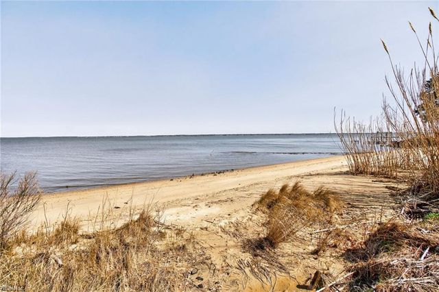 10142 Bolling BLVD, Carrollton, VA 23314