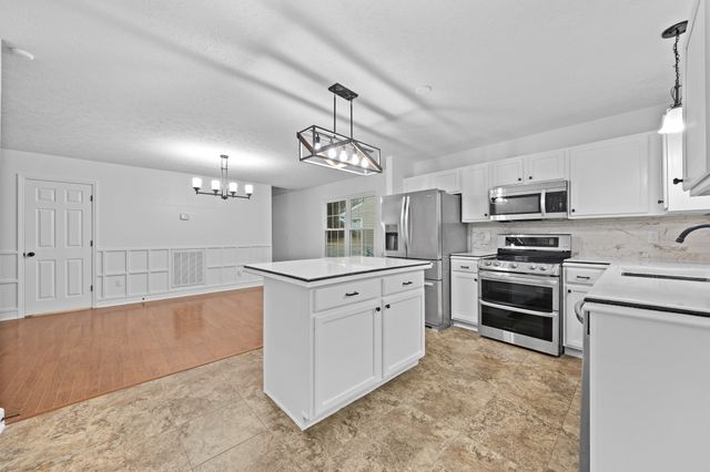 408 Scotts Creek Trl, Hermitage, TN 37076