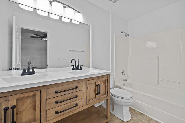 408 Scotts Creek Trl, Hermitage, TN 37076