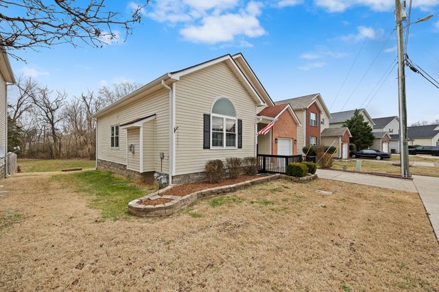 408 Scotts Creek Trl, Hermitage, TN 37076