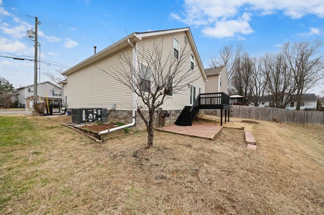 408 Scotts Creek Trl, Hermitage, TN 37076