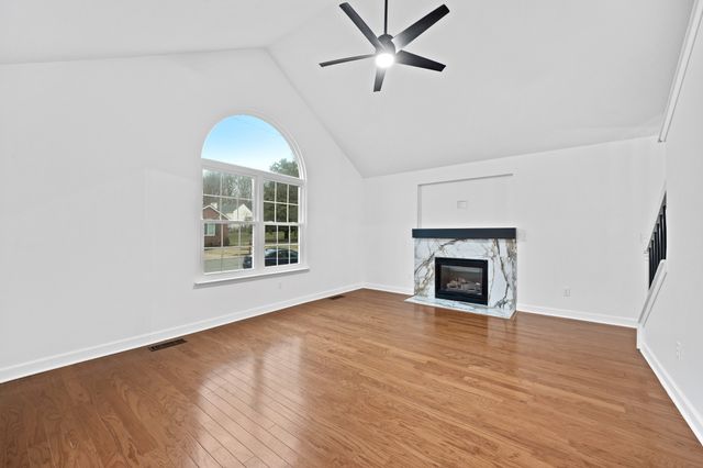 408 Scotts Creek Trl, Hermitage, TN 37076