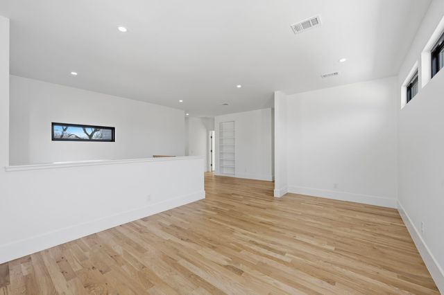 8806 Diceman Drive, Dallas, TX 75218